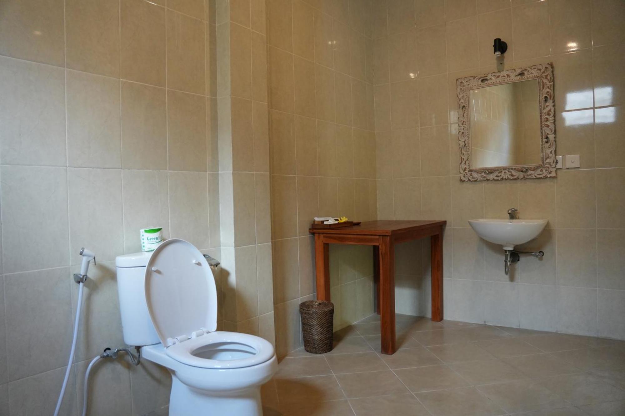 Alit Bungalow&Warung Ubud Exterior foto
